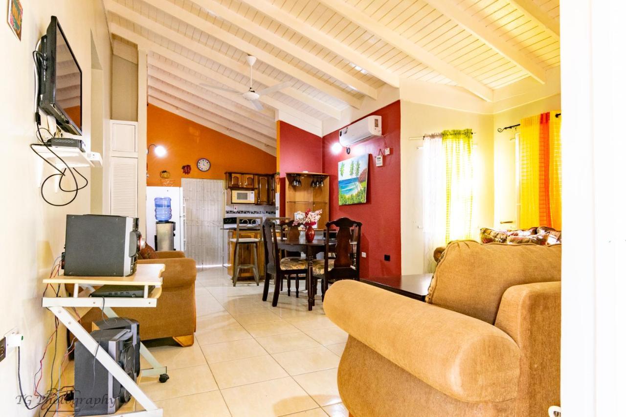Ocho Rios Emerald 2 Bed 10 Mins Ocho Rios 24Hrs Hot Water Wi Fi Luaran gambar
