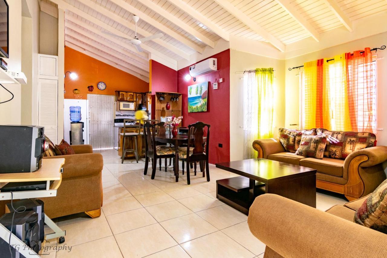 Ocho Rios Emerald 2 Bed 10 Mins Ocho Rios 24Hrs Hot Water Wi Fi Luaran gambar