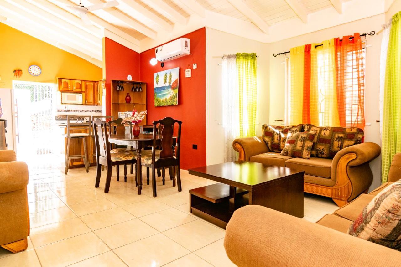Ocho Rios Emerald 2 Bed 10 Mins Ocho Rios 24Hrs Hot Water Wi Fi Luaran gambar